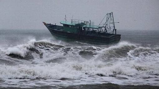 Naval & fishing communities warned of rough seas during thundershowers