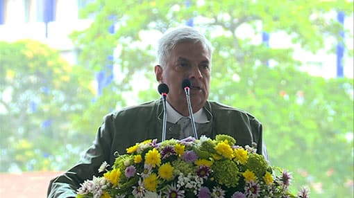 Champika developed Colombo, no matter what others say - PM