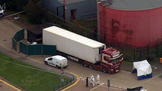 UK police launch mass murder probe after 39 bodies found in truck