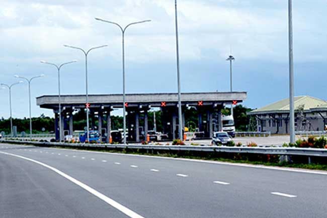 Another phase of Southern Highway vested with public