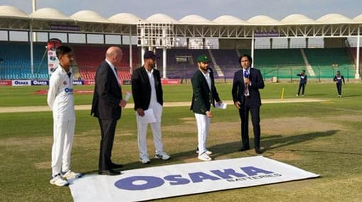 Pakistan elect to bat against Sri Lanka in Karachi Test