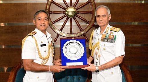 Indian Chief of Naval Staff visits Sri Lanka Naval HQ