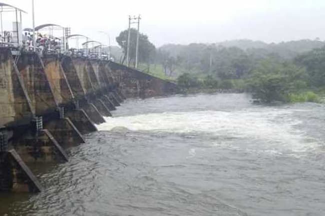 Two sluice gates of Kawdulla Reservoir opened