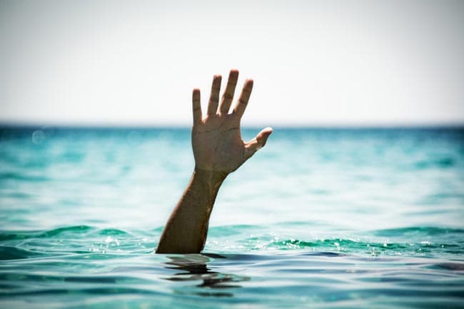 Two drowned, one missing in Kammalawella sea