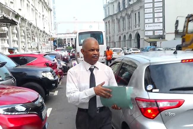 Shani Abeysekara at CID to record statement