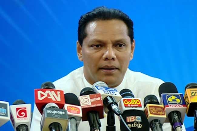 Maithripala didn’t ask for co-leadership - Dayasiri