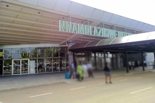 Two Sri Lankans with Malaysian passports nabbed in Nigeria