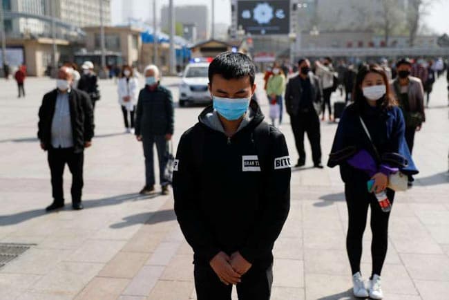 China pauses to mourn lives lost to coronavirus
