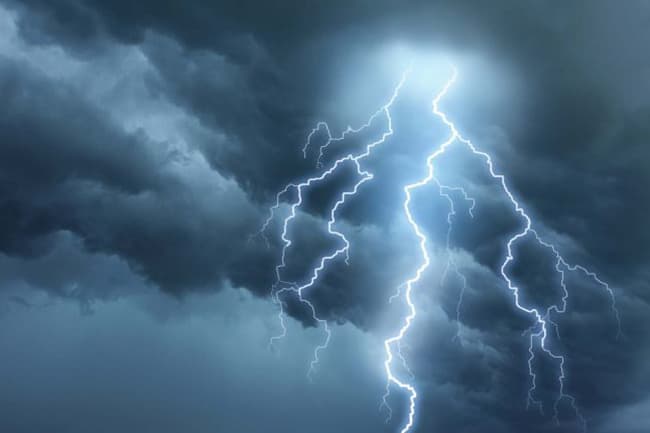 Met. Dept. warns of severe lightning during thundershowers