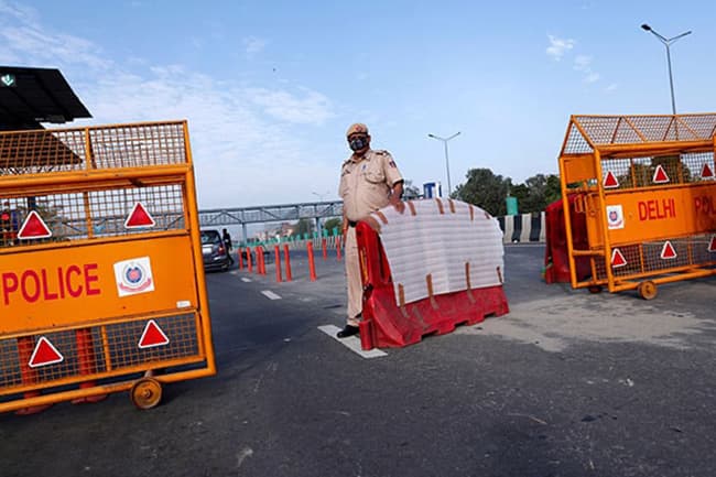 India extends nationwide lockdown by 2 more weeks after May 4