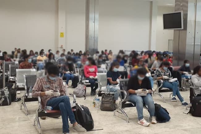 Another group of Sri Lankans repatriated from UK