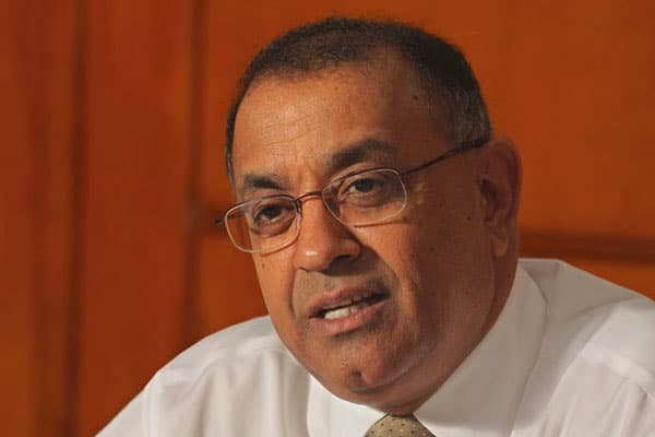 Govt workers requested to donate May pay to aid coronavirus recovery
