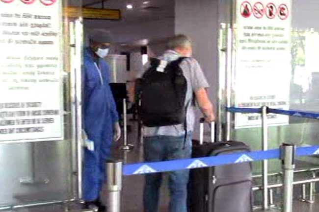 First passenger flight since curfew leaves to Doha