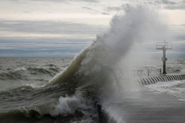 Met. Dept. urges naval, fishing communities not to venture into sea