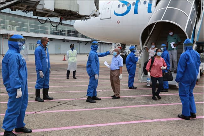 Another group of Sri Lankans return from Russia