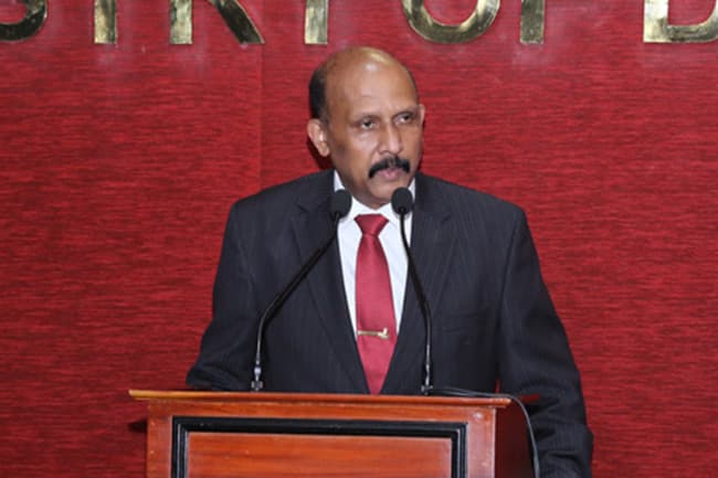 Senior cops should bear responsibility for curbing crimes in respective areas - Defence Secretary