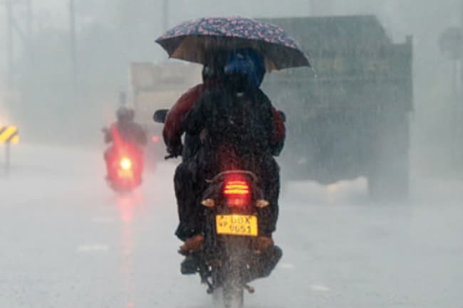 Afternoon thundershowers highly possible over the island