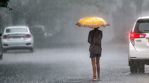 Showery conditions to continue during next 12 hours