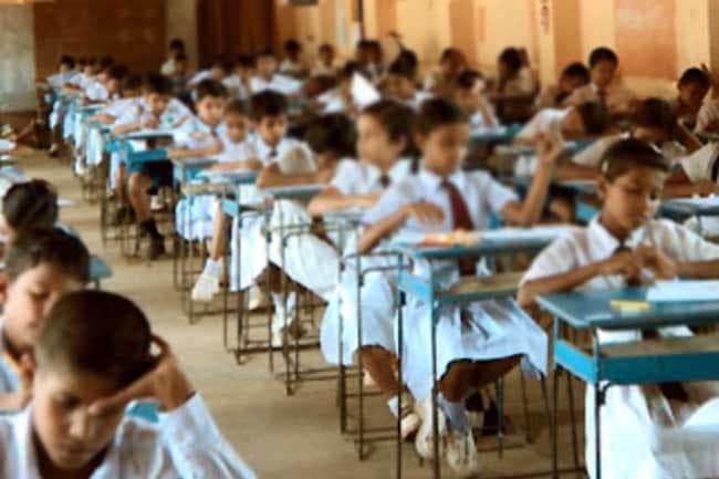 Ministry sets out relief for students facing scholarship exam