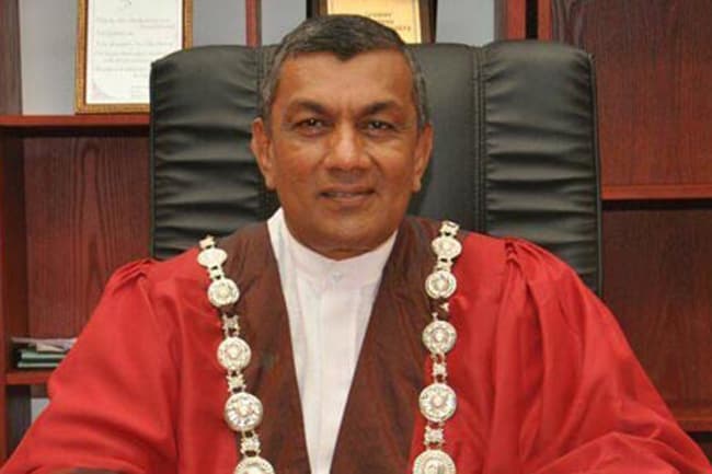 Mayor of Matale Daljith Aluvihare suspended from post