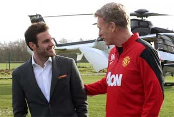 United sign Mata for club record fee