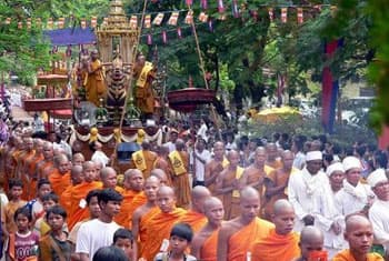 Buddha relics brought from Sri Lanka stolen from Cambodian shrine