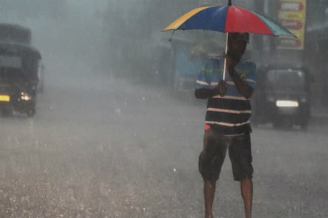 Fairly heavy rainfalls of 75mm likely in several districts