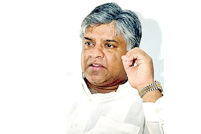 UNP requests Ranil to take up National List MP seat