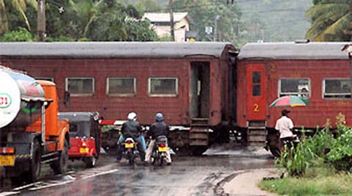 Three dead in train accident while gatekeepers are on strike