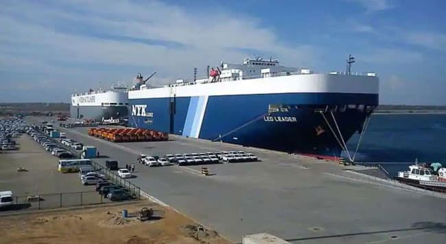 Sri Lanka gets $300 mn Chinese factory near Hambantota port