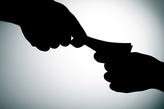 Grama Niladhari officer arrested while accepting bribe