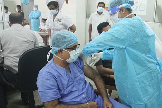 No allergic reactions reported during vaccinations – Dr Ananda Wijewickrama