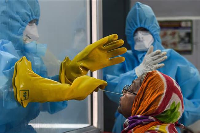240 new Covid-19 strains surface across India