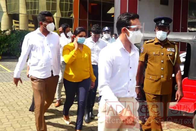 Fifteen including Chandimal Jayasinghe, Piumi Hansamali sent to quarantine centre