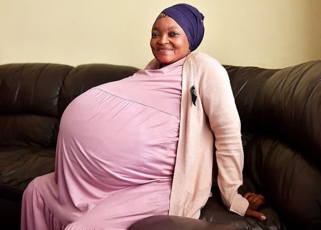 South African woman gives birth to ten babies breaking world record