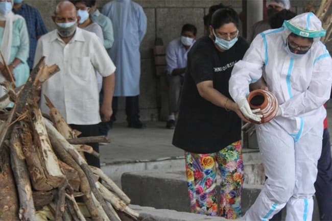 India’s death toll from coronavirus crosses 400,000