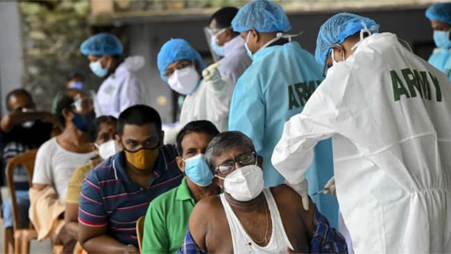 WHO congratulates Sri Lanka for administering over 500,000 vaccines in single day