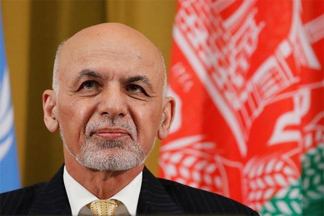 Afghanistan: President Ghani flees country as Taliban surrounds Kabul