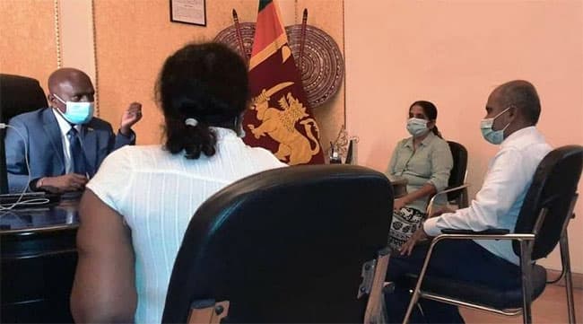 Sri Lanka embassy staff performs last rites of Covid-19 victim in UAE