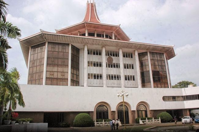 SC orders to ensure security of inmates who filed petitions against Lohan