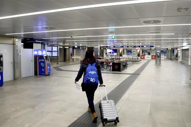Italy allows essential purpose travel from 4 countries including Sri Lanka
