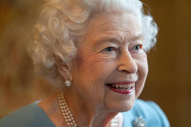 Britain’s Queen Elizabeth tests positive for COVID