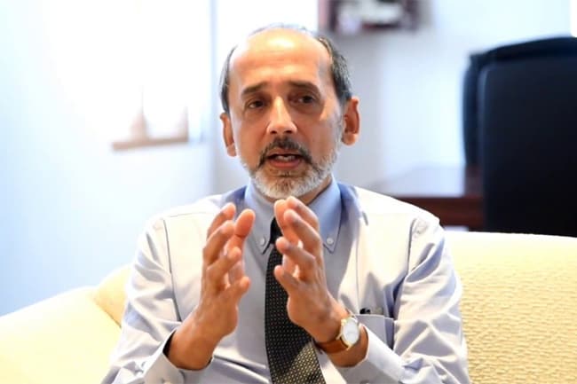 Dr. Pethiyagoda becomes first Sri Lankan to win prestigious Linnean Medal for zoology