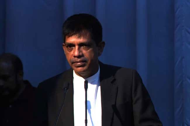 Secretary to Public Administration Ministry sounds warning
