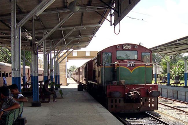 Railway workers begin trade union action
