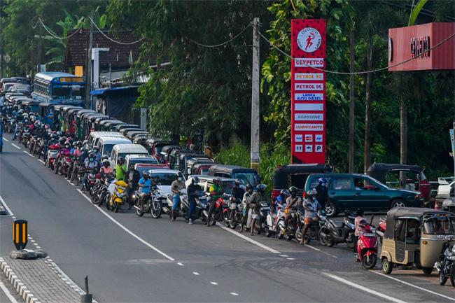 Weekly fuel quota for all types of vehicles revised