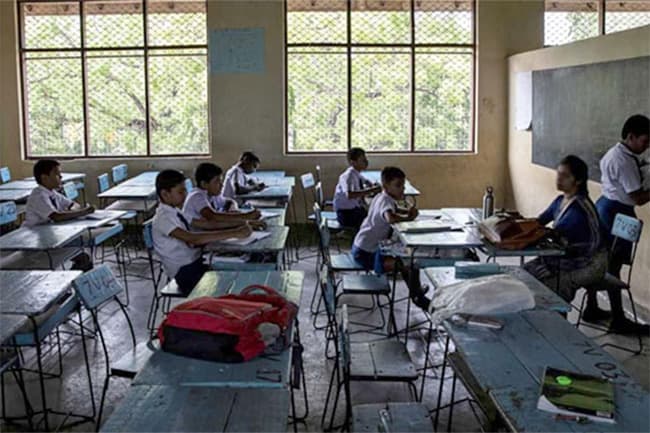 Schools to continue onsite lessons three days per week