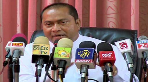 SLFP cannot endorse new constitution – Isura Devapriya