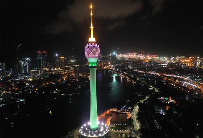 Colombo Lotus Tower’s opening day earnings exceed Rs. 1 million