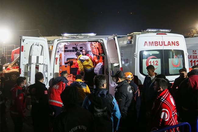 Coal mine explosion in Turkey leaves 41 dead